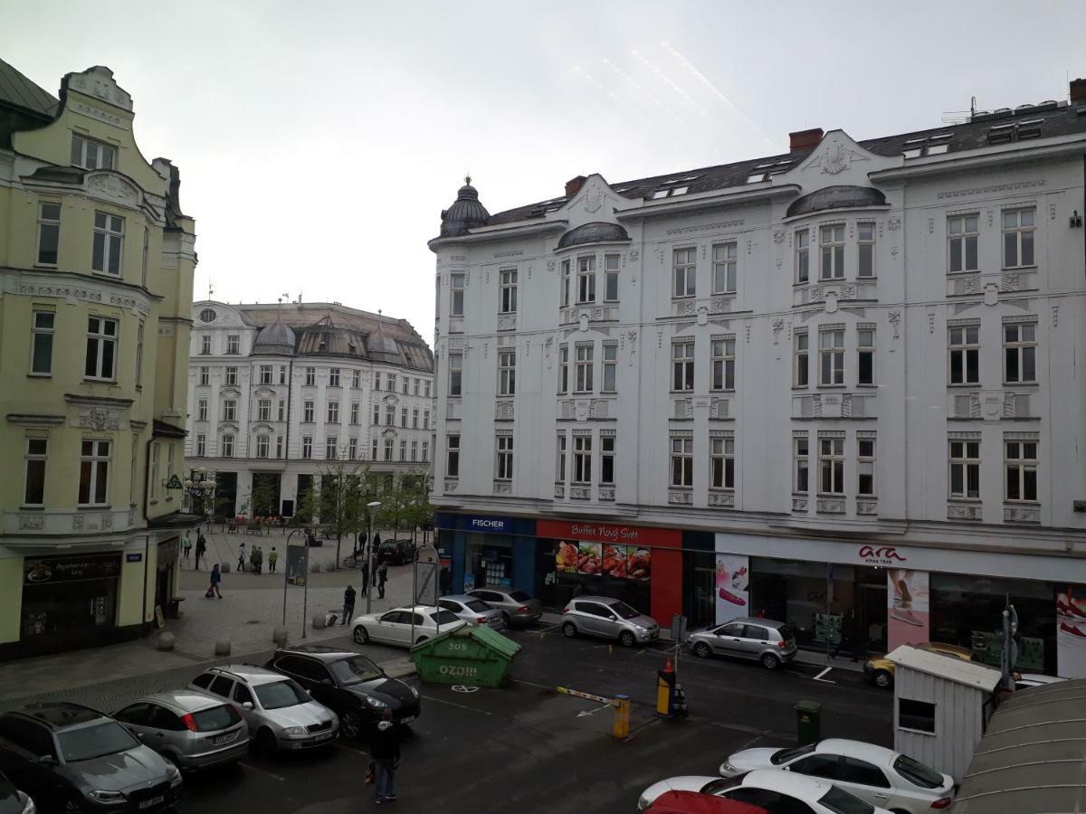 Ama Ubytovani Lejlighed Ostrava Eksteriør billede